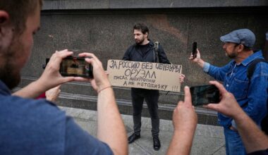 How Russia reins in the internet by blocking websites and isolating it from the rest of the world