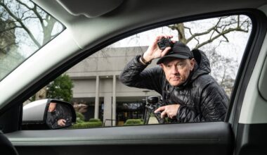 Famous London cyclist pushes bike into car in incident with driver - London Evening Standard