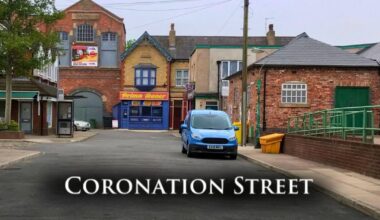 Coronation Street favourite falls and bangs his head in devastating scenes | Soaps
