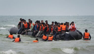 Home Office to give £100m to support 'one in, one out' migrant scheme with France