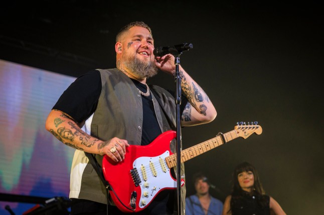 NOTODDEN, NORWAY - AUGUST 02: Rag 'n' Bone Man performs on stage at the Notodden Blues Festival on August 02, 2025 in Notodden, Norway. (Photo by Per Ole Hagen/Redferns)