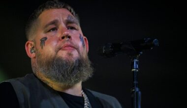 English singer cancels concert after 'falling ill' just hours before show