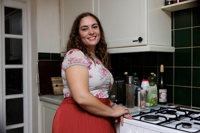 What I Rent - Archway. 18 Parolles Road N19 3RD Lilliane Teachen Pictured: Lilliane in the kitchen. (C) Belinda Jiao 07598931257 jiao.bilin@gmail.com