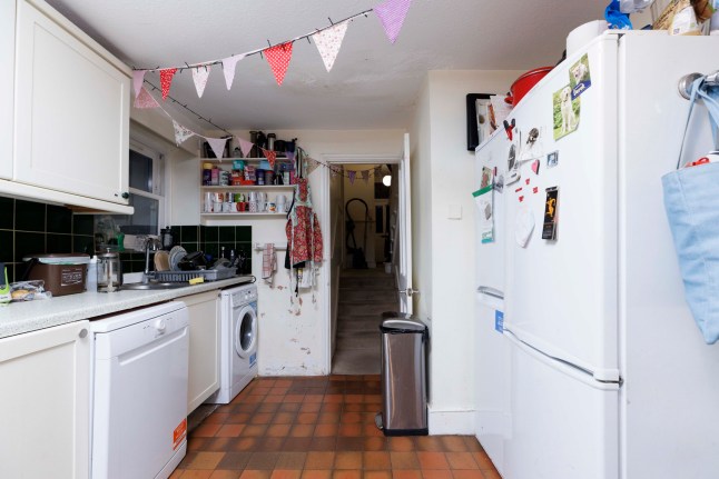What I Rent - Archway. 18 Parolles Road N19 3RD Lilliane Teachen Pictured: Kitchen. (C) Belinda Jiao 07598931257 jiao.bilin@gmail.com