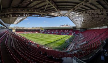 Bristol City sign Chelsea midfielder Jones on loan