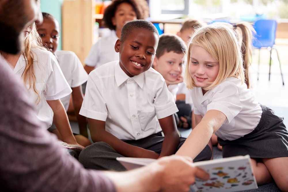 Welsh Tories form panel of experts to combat illiteracy in Wales