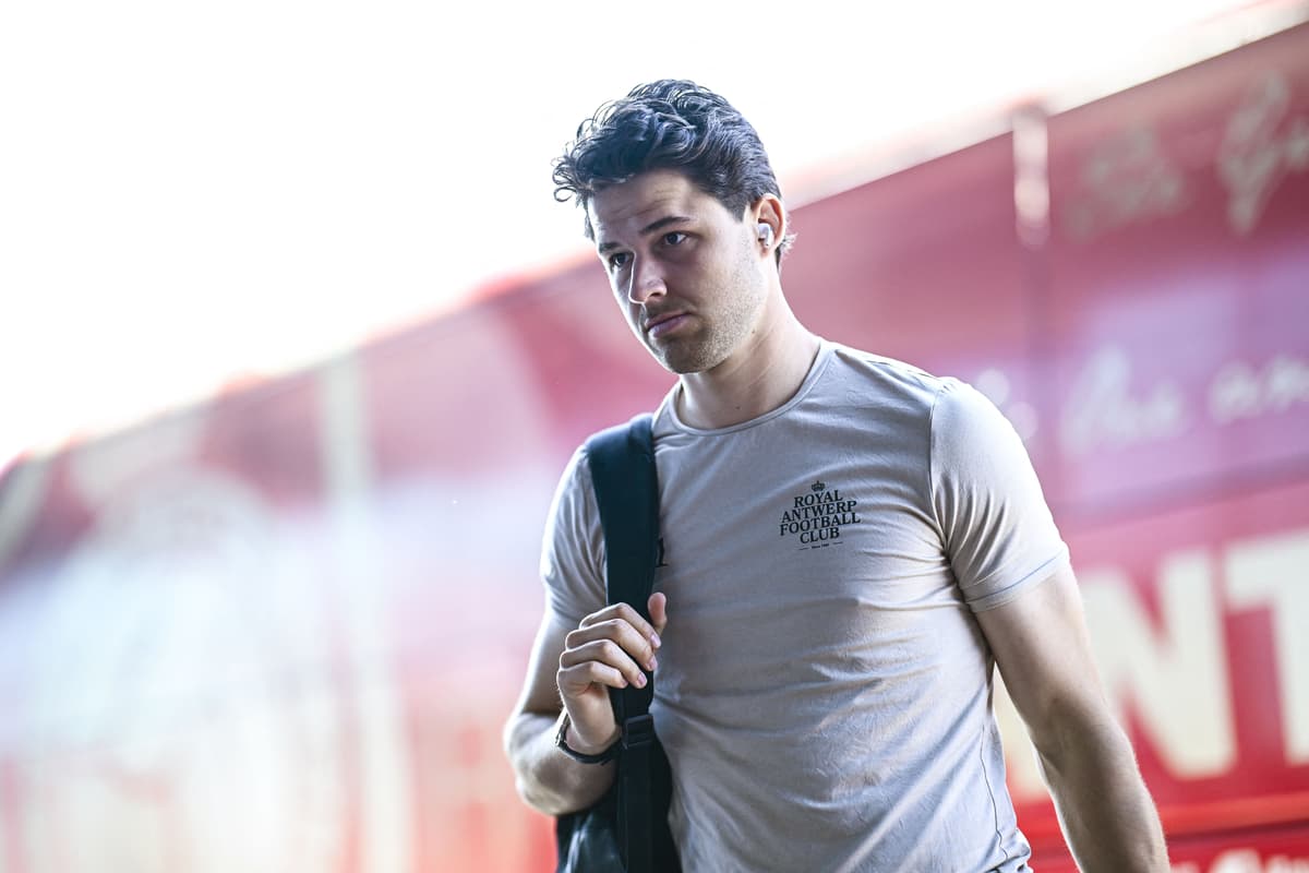 Lammens to Man Utd transfer twist as Royal Antwerp make key decision - London Evening Standard