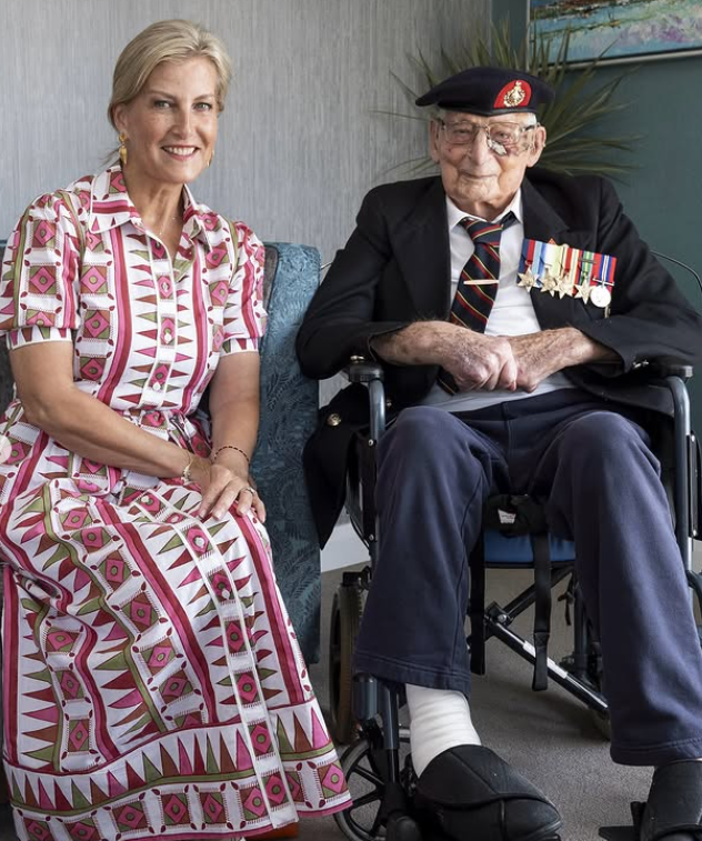 The Duchess of Edinburgh with James Wren after they met ahead of VJ Day
