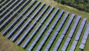Trump admin’s new anti-renewables rule rooted in fossil-fuel misinformation - Canary Media