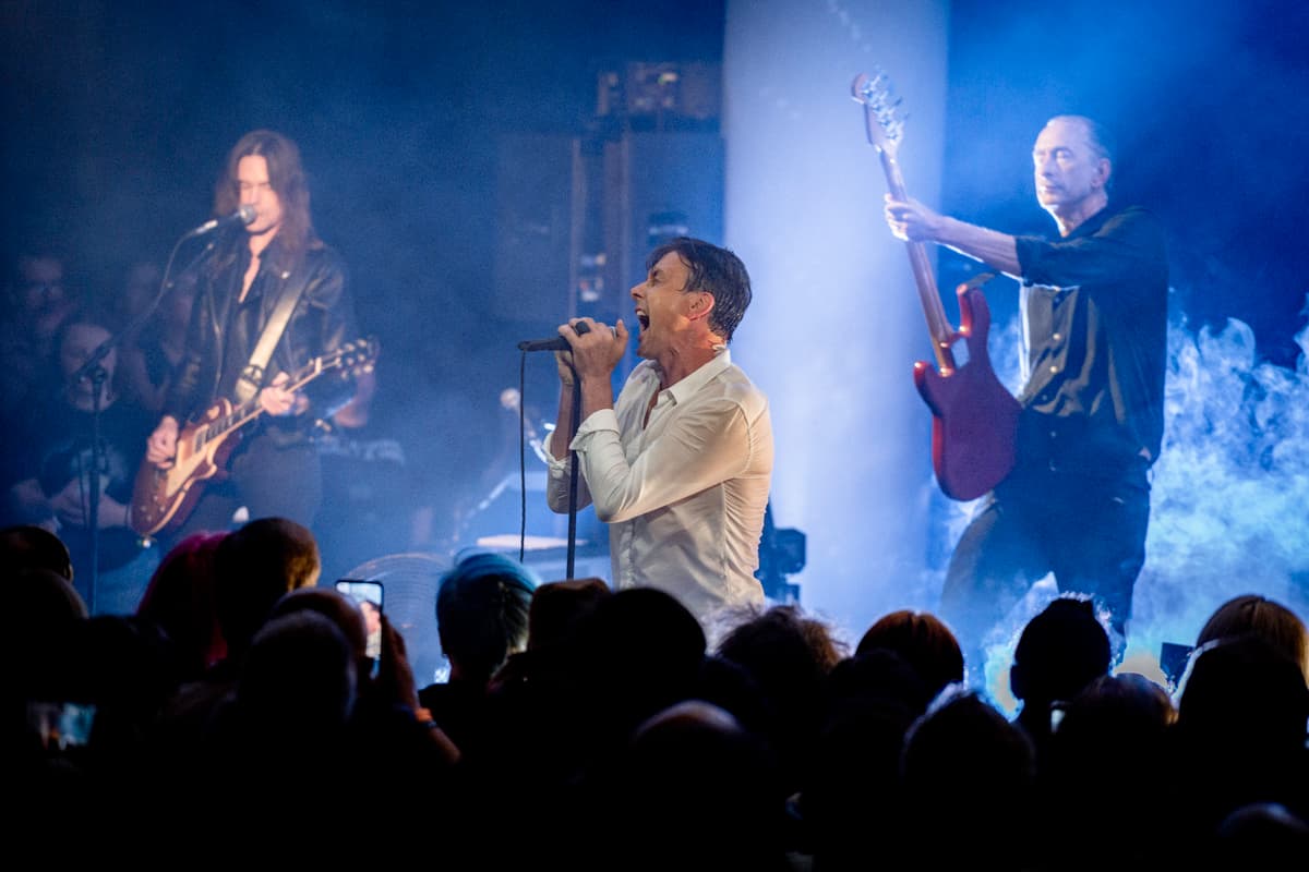 Suede at the Southbank Centre review: they came, they saw, they dazzled - London Evening Standard