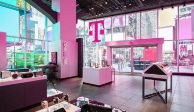 T-Mobile's latest acquisition brings U.S. Internet into the fold
