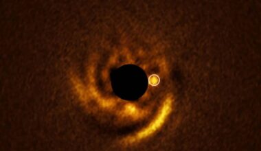 The Birth Of Planets High Resolution Images Reveal Spiral Disc Around Star