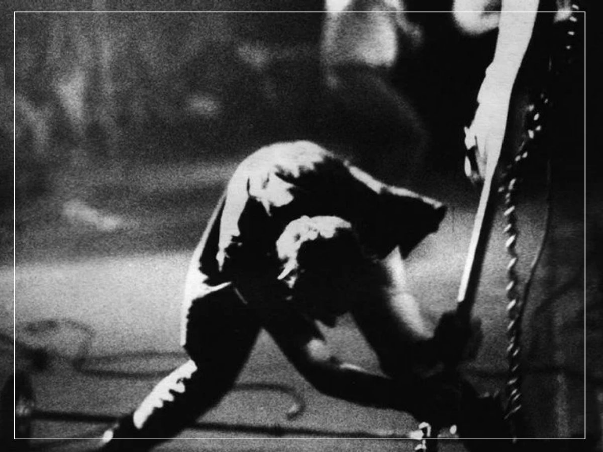 Who were the first band to smash their instruments up?