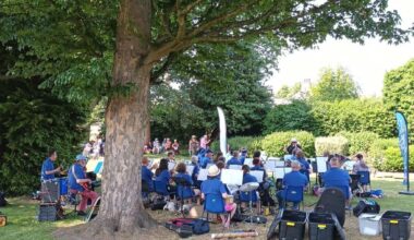 Community concert band launches conductor search