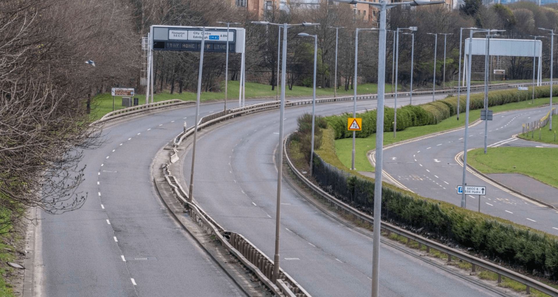 Drivers warned as busy Glasgow road shut down after manhole collapses