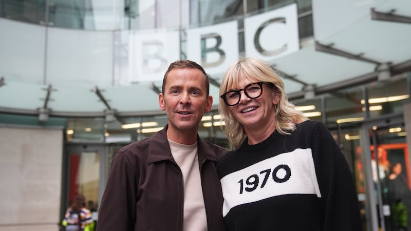 Radio 2 loses nearly half a million listeners since weekday relaunch