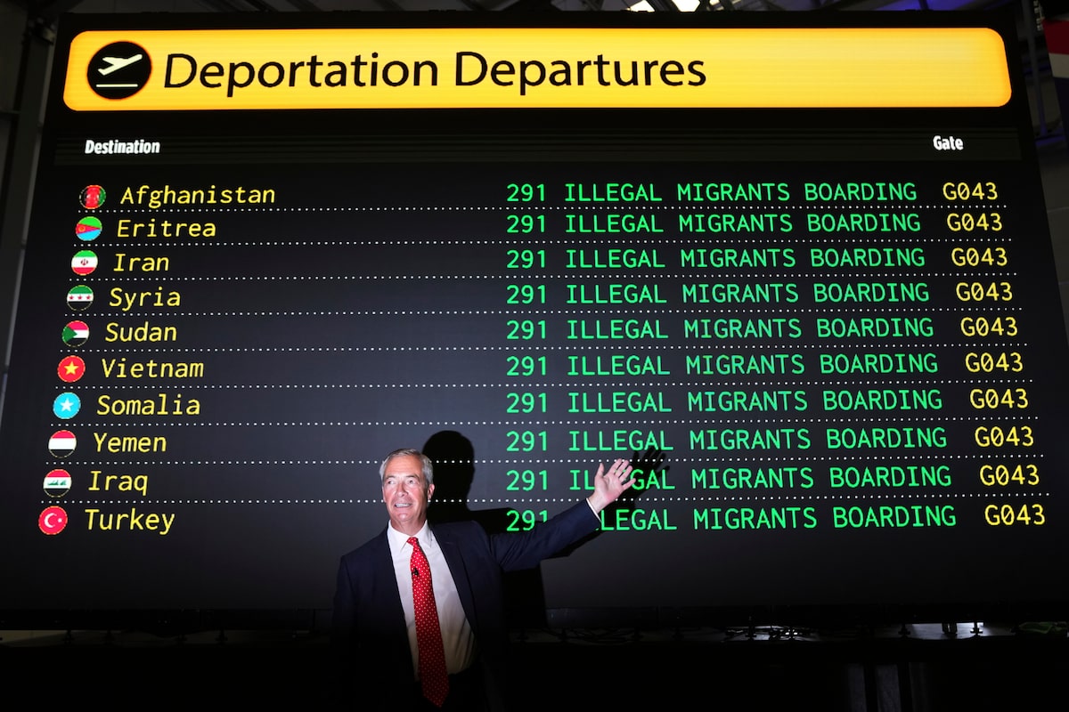 U.K. hard-right Reform party says it will mass deport migrants if it wins next election