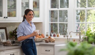 Meghan Markle borrows her neighbour's $6 million Montecito mansion for season 2 of 'With Love, Meghan'