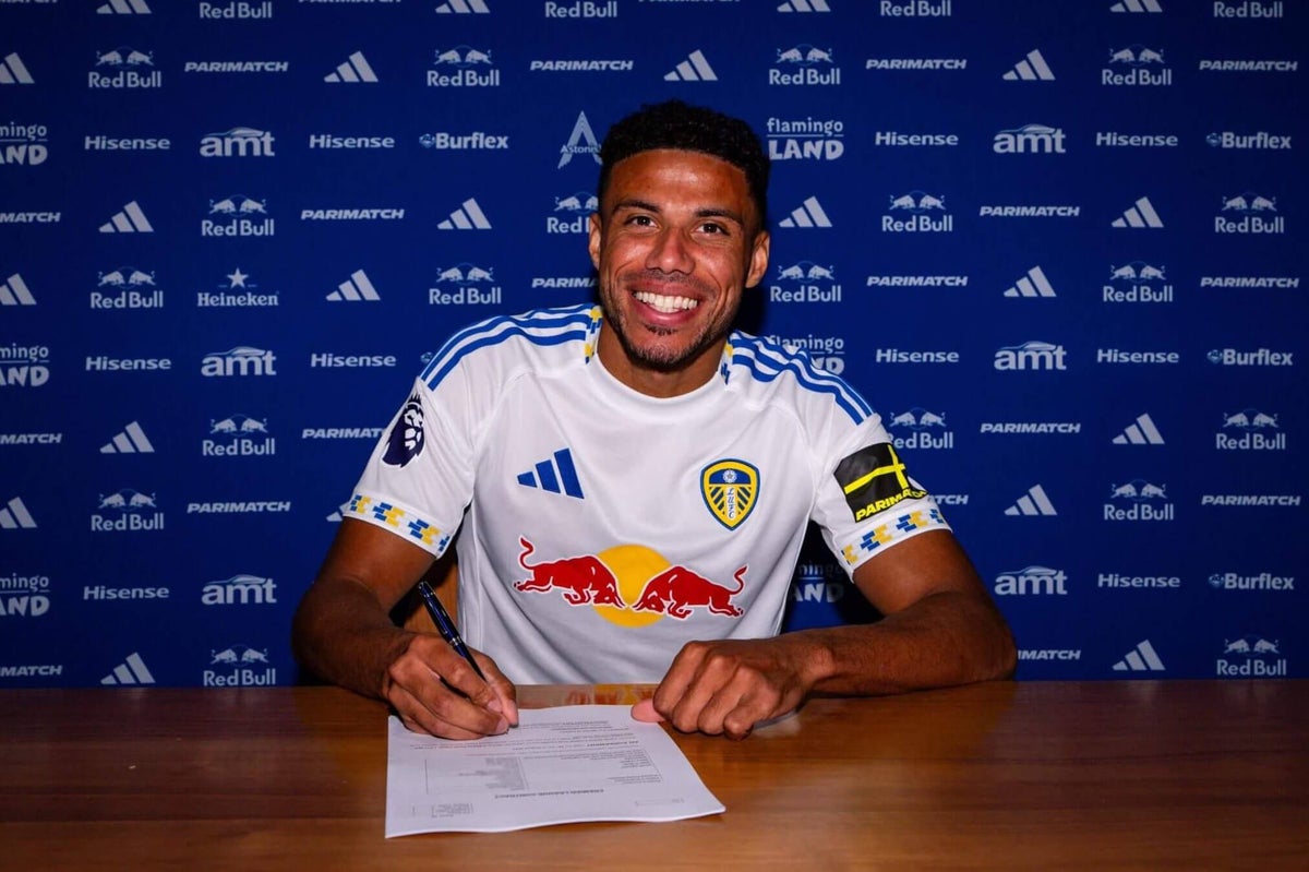 Leeds confirm signing of defender James Justin from Leicester