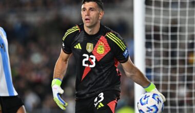 Transfer news live: Man United close on Martinez, Isak to Liverpool latest, Jackson refuses Chelsea return