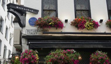 The Mayflower, a British pub that could be Londons oldest riverside pub.