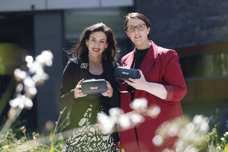 Jennifer Carroll MacNeill, Minister for Health, and Anna Marie Kiernan, ANP Pain Management, Pain Excellence Centre, Croom Orthopaedic Hospital
