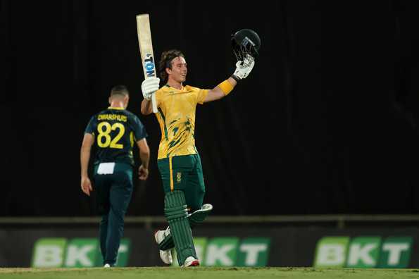 A ton from Brevis helped South Africa force a decider in Cairns.