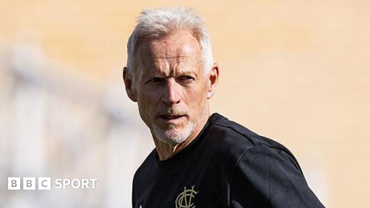 Nottinghamshire head coach Peter Moores