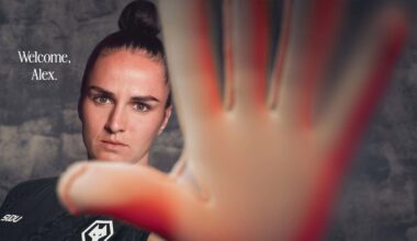 Brooks makes Wolves Women move | Women's First-Team | News