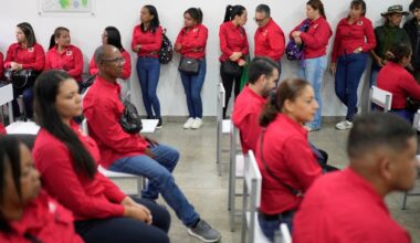 Housewives, retirees in Venezuela line up to join militia in response to what Maduro calls "outlandish threats" by U.S.