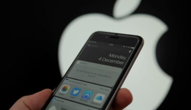 Phone with Apple icon