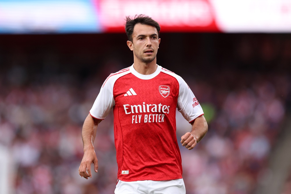 LONDON, ENGLAND: Martin Zubimendi of Arsenal looks on during the pre-season friendly match between Arsenal and Villarreal at Emirates Stadium on Au...