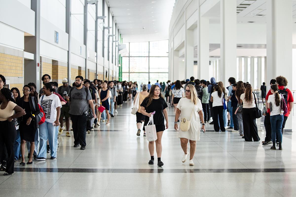 Young Canadians face 'recessionary' job market as key barriers pile up