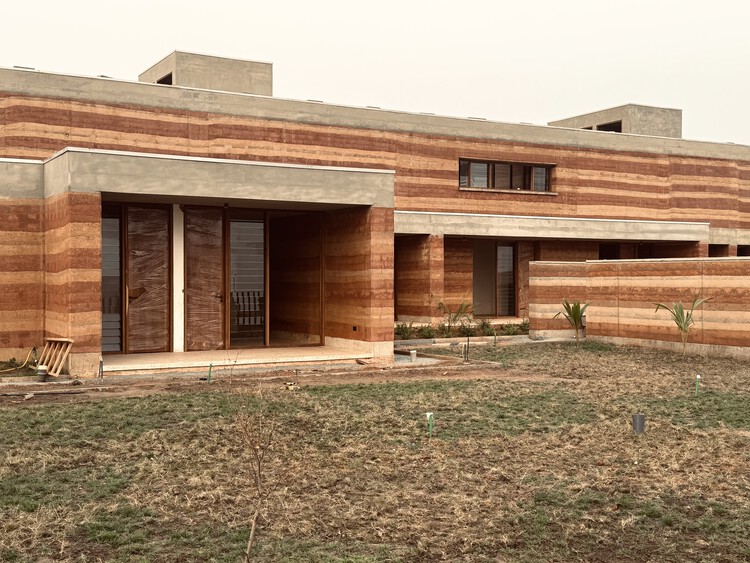 BAMA House / L'Africaine d'Architecture - Exterior Photography, Wood, Brick
