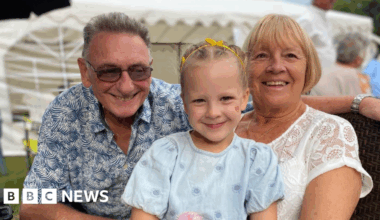 Holidays with grandparents 'on the up' amid summer childcare cost