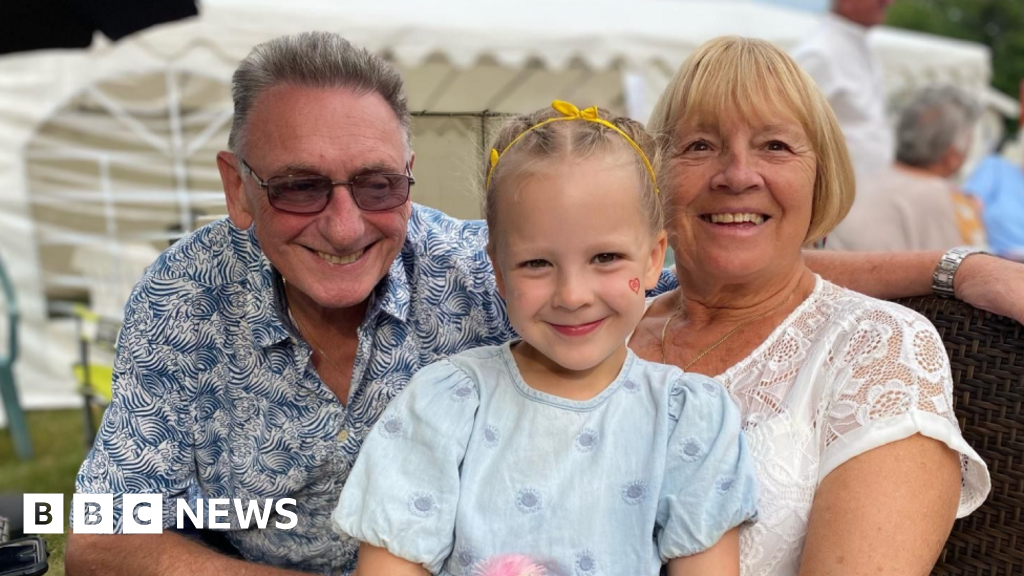 Holidays with grandparents 'on the up' amid summer childcare cost