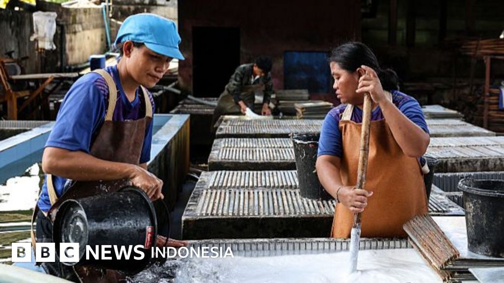 Syok, kacau, dan kemenangan hampa: Begini rasanya buat kesepakatan tarif sama Trump