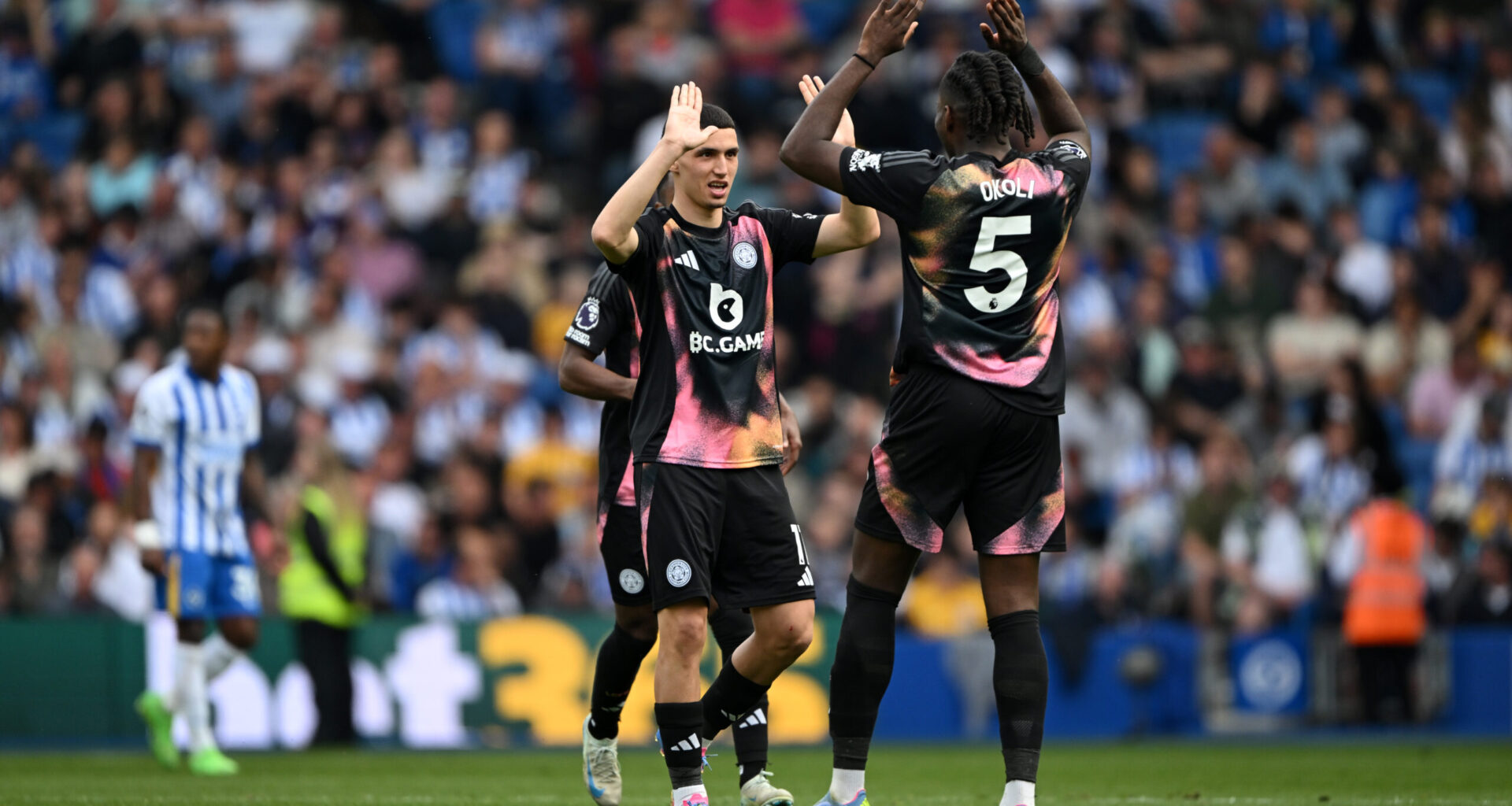 Leeds United in talks over a move for this Leicester City star