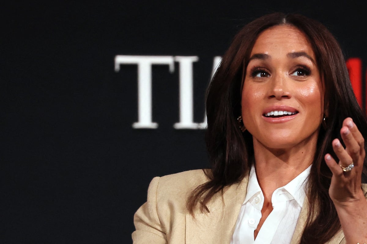 Meghan Markle is sending a secret message to the British royals with her outfits