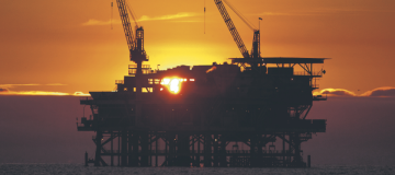 Insurers urged to reassess Russian oil coverage amid UK and EU price cap changes
