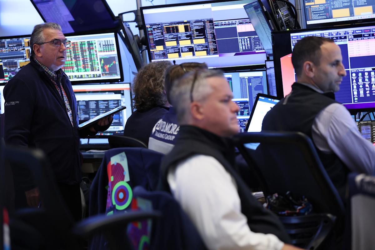 FTSE 100 and US stocks lower as US inflation data holds steady