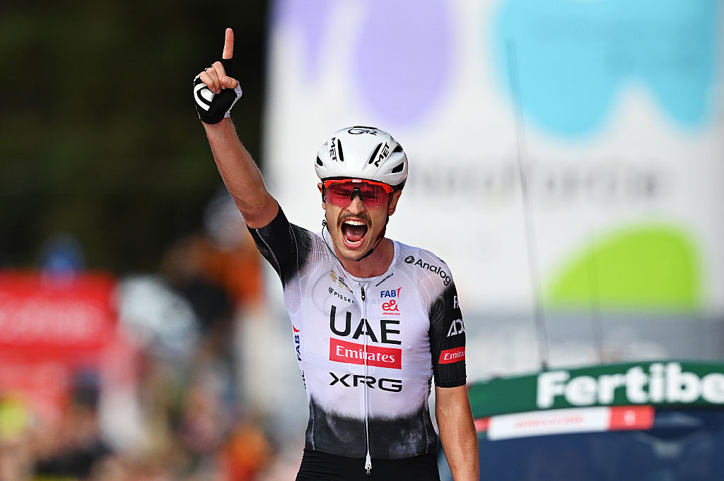 Vuelta a España stage 6: Jay Vine conquers Pal in Andorra from breakaway