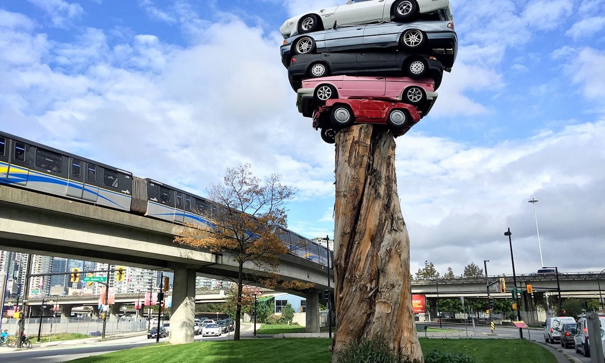 Relocation of popular public sculpture called off after Vancouver residents claim it would block their views - The Art Newspaper