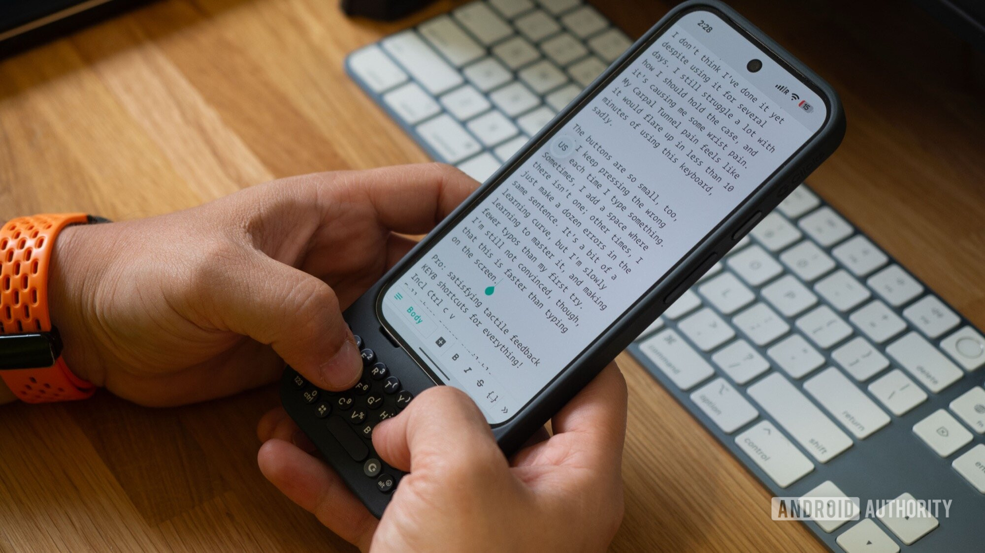 clicks keyboard pixel 9 pro typing in hand 1