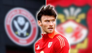 The issue that is stopping Wrexham signing Sheffield United striker Kieffer Moore