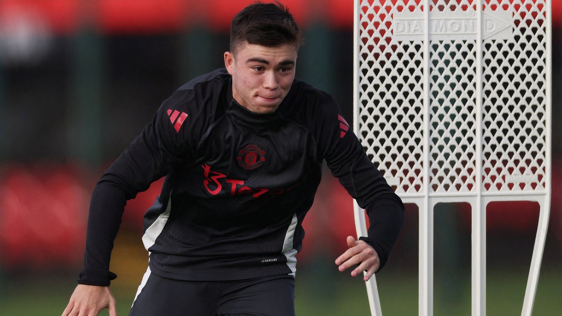 Manchester United defender Harry Amass in training