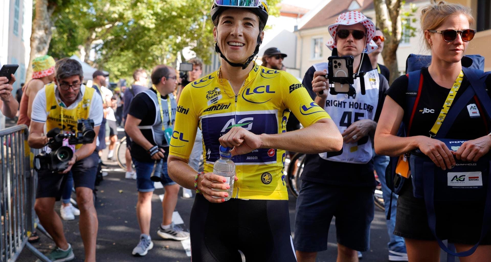 Can you have your period and the yellow jersey? Kim Le Court-Pienaar says yes