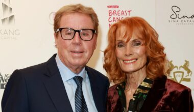 Masked robbers smash into Harry Redknapp's £5m mansion and steal wife's jewellery