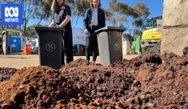 How your coffee grounds are being recycled with animal poo to help grow gardens across Victoria's zoos