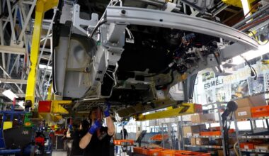 French manufacturers suffer sharpest drop in new orders since January, PMI shows